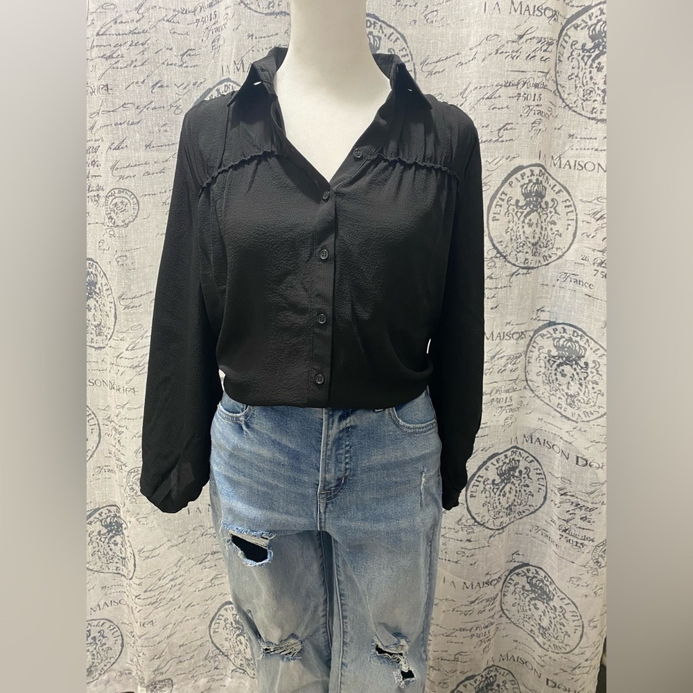 MAX STUDIO | Gathered Yoke Button Front Blouse